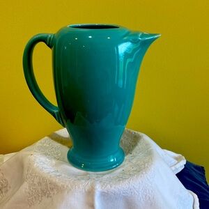 Fiesta by Homer Laughlin Turquoise coffee pot/pitcher/vase - perfect condition.